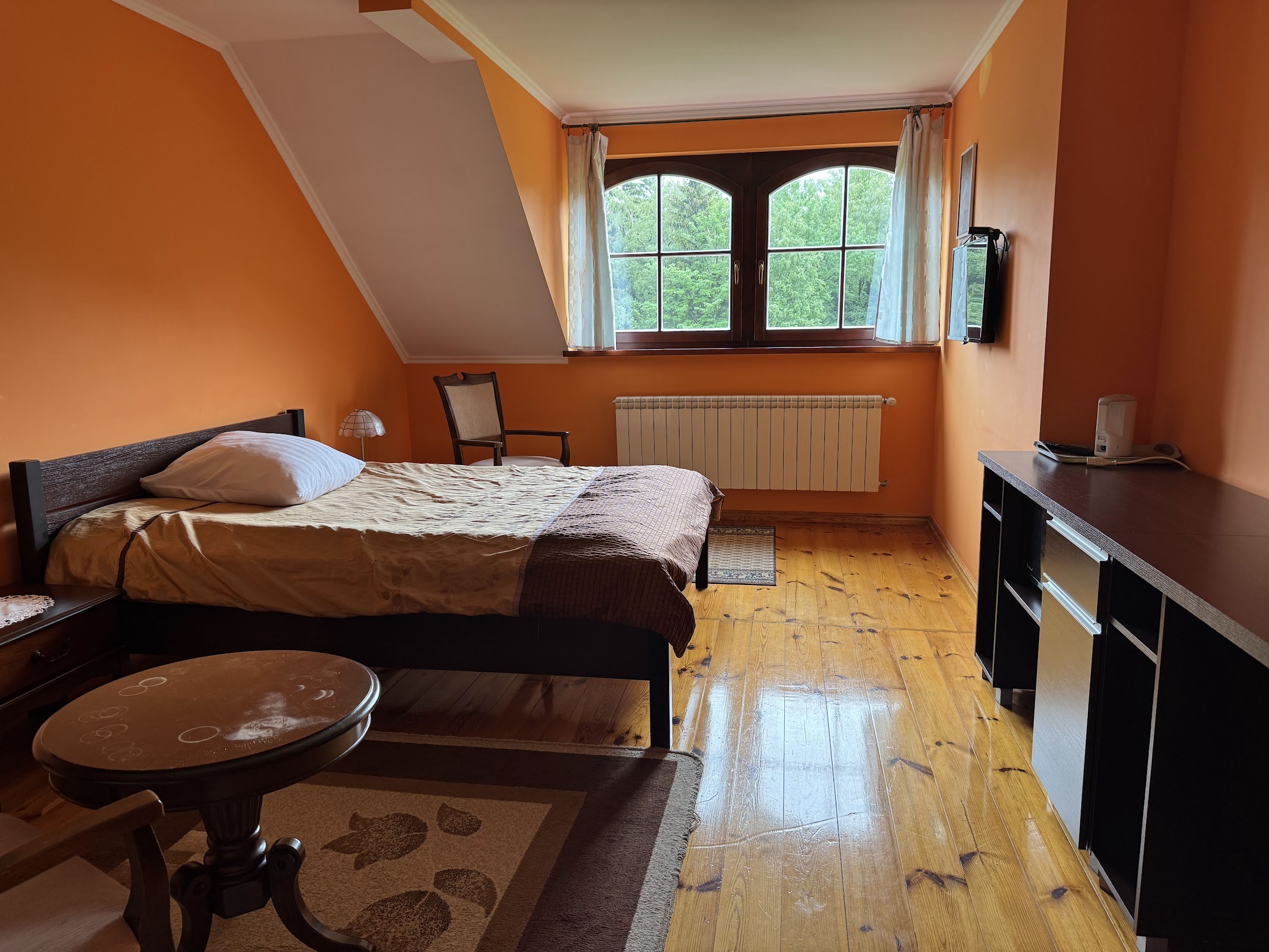 room-4-4